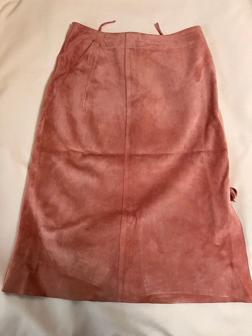 ✨GUCCIグッチ✨ピンクレザースカート　バックスキン38