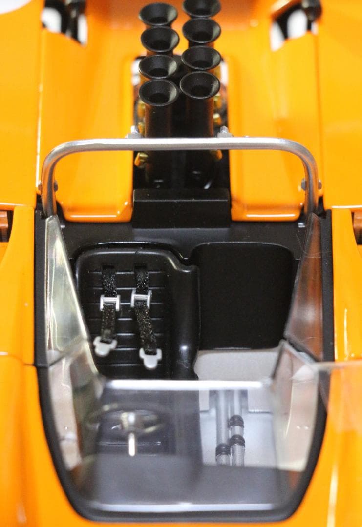 超貴重　GMP製１／１８ マクラーレン・シボレーＭ８Ｂウィング１９６９カンナム