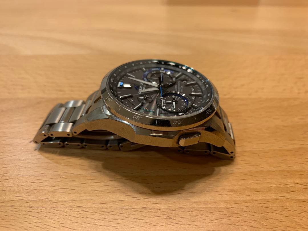 カシオ　オシアナス　世界限定500本モデル（OCW-G1000-1A2JF）