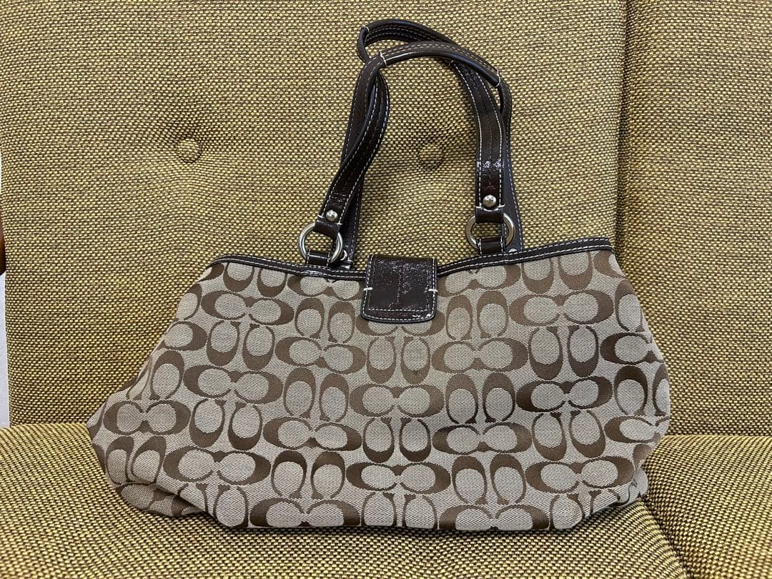 COACH ショルダーバッグ シグネチャー ブラウン