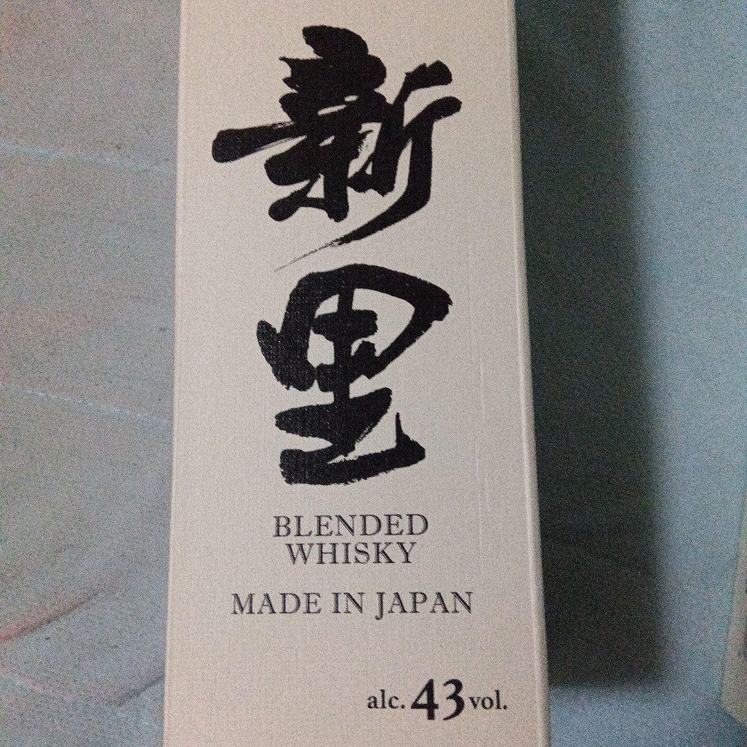 沖縄最古の蔵 新里 ウイスキー 化粧箱入り✕6 泡盛古酒 ノン