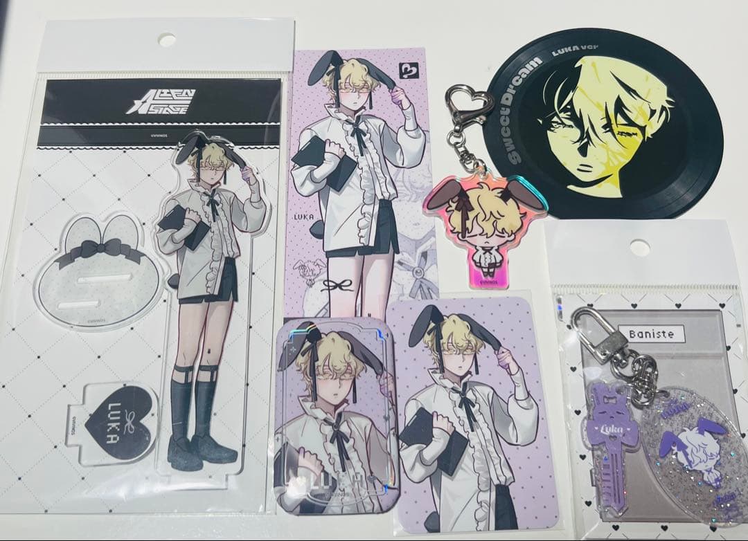 進撃の巨人 リヴァイ エスクリ 缶バッジ 100個｜進撃の巨人』エスクリ