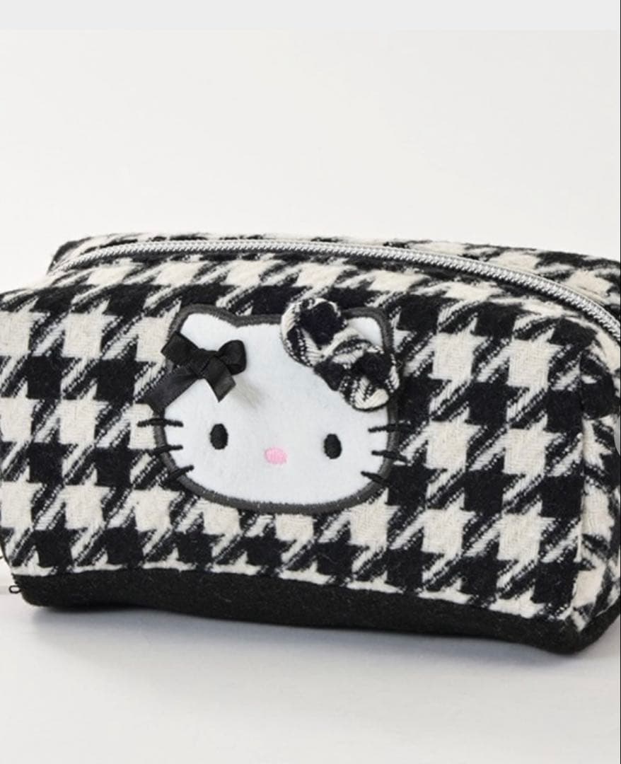 新品】 ハローキティ スクエアポーチ 千鳥格子 ブラック しまむら