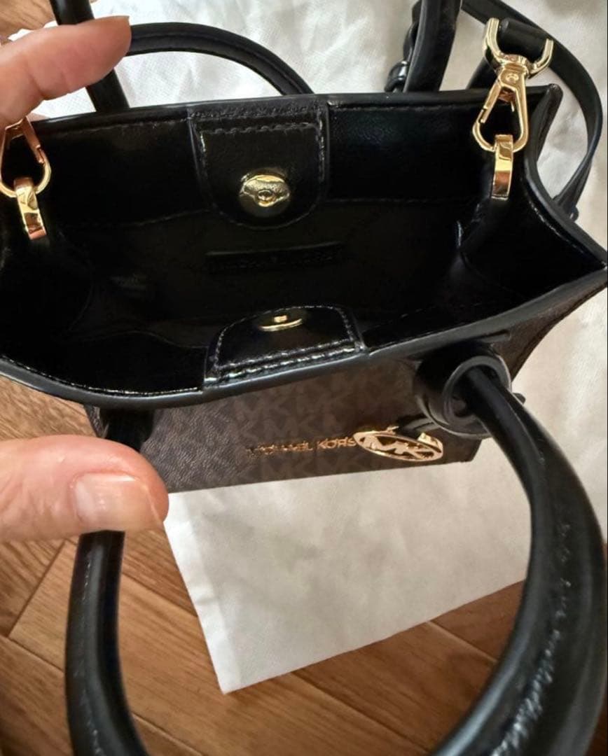 MICHAEL KORS バック ま♥プロフ必読