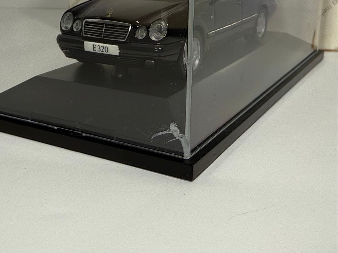 ISELVS 専用1/43 メルセデス ベンツ Eクラス Tモデル E320