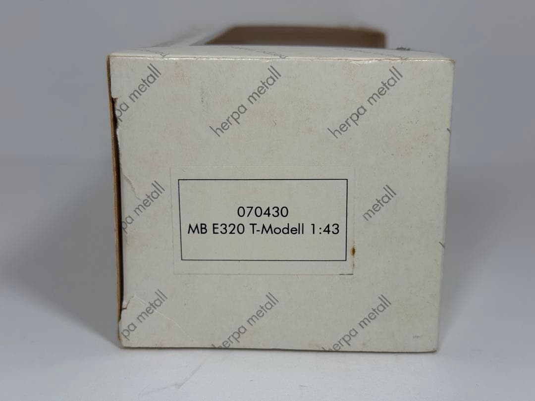 ISELVS 専用1/43 メルセデス ベンツ Eクラス Tモデル E320