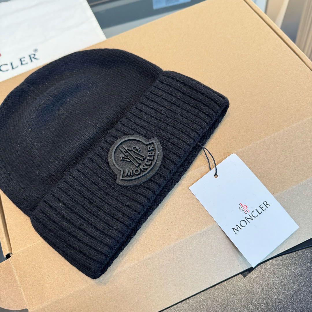 MONCLER ロゴ ニットキャップ ブラック - メルカリ