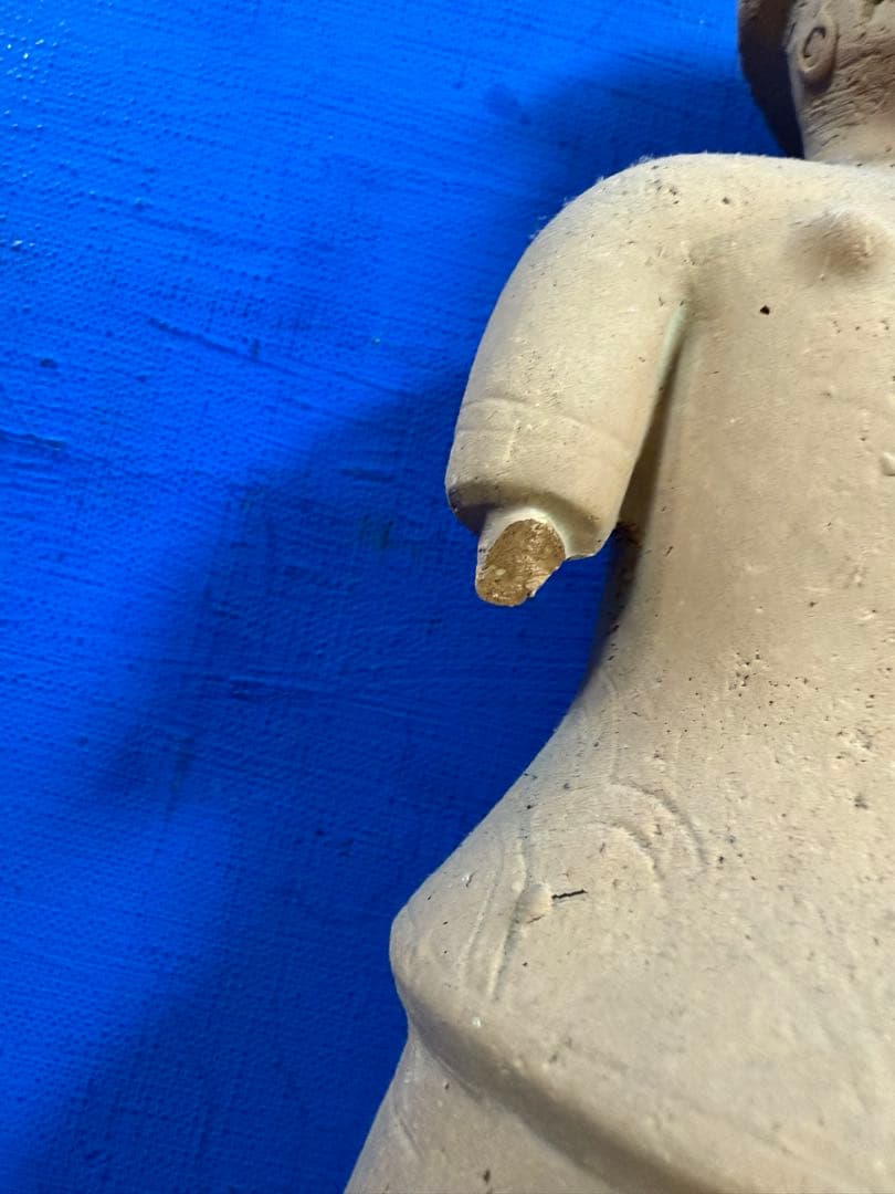 埴輪（正装した女子像） 群馬県伊勢崎市八寸出土・7世紀／複製品