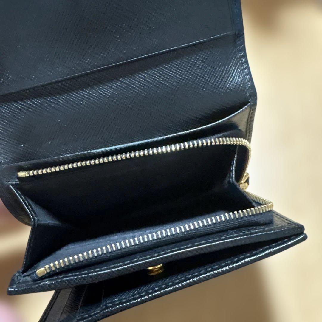 PRADA コンパクト財布