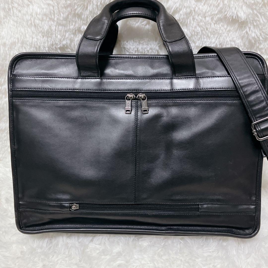 【超美品】TUMI カーフレザー大容量　ビジネスバッグ ブラック通勤　A4 PC