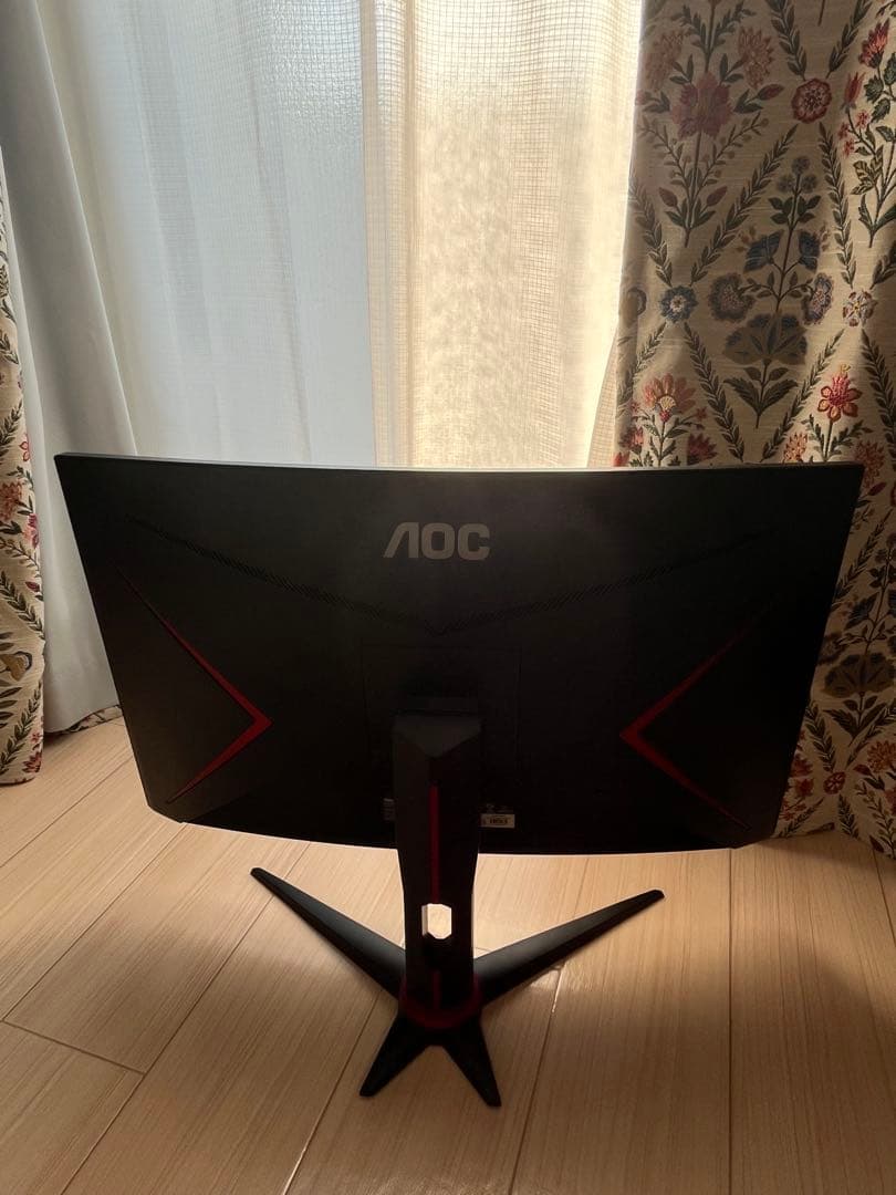 AOC 湾曲モニター 240hz 0.5ms 27インチ　美品