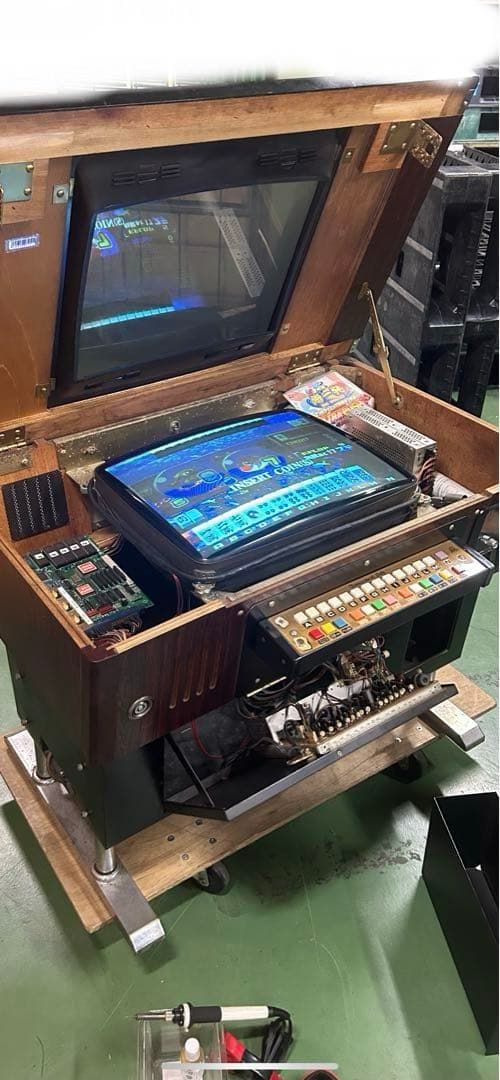 麻雀　ゲーム　レトロ　喫茶　テーブル筐体　Mリーグ　卓上　遊戯　テレビ