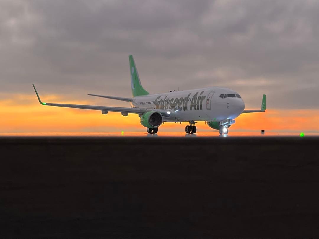 ソラシドエア Boeing737-800 1/200 電飾仕様 - メルカリ