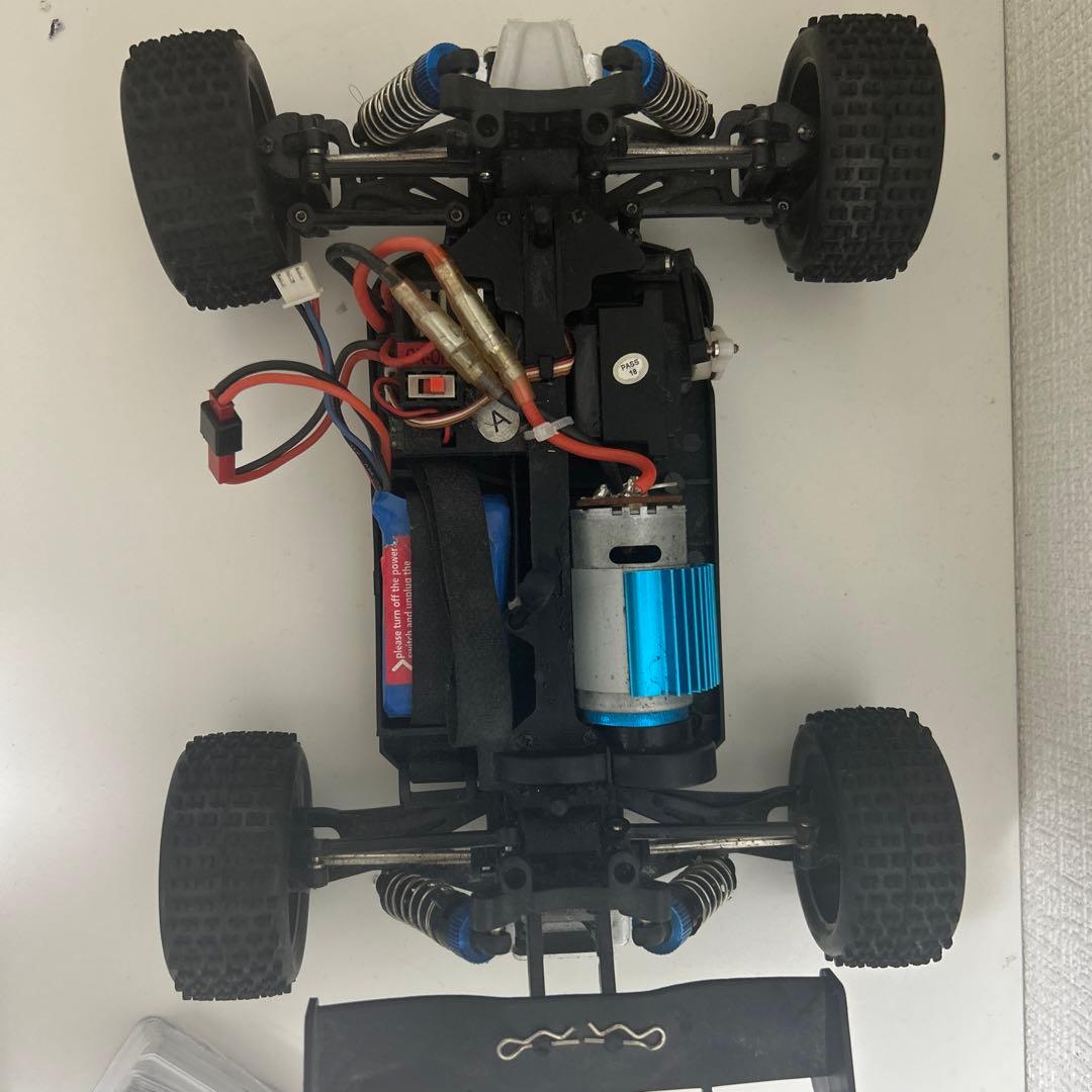 ラジコン　バギー