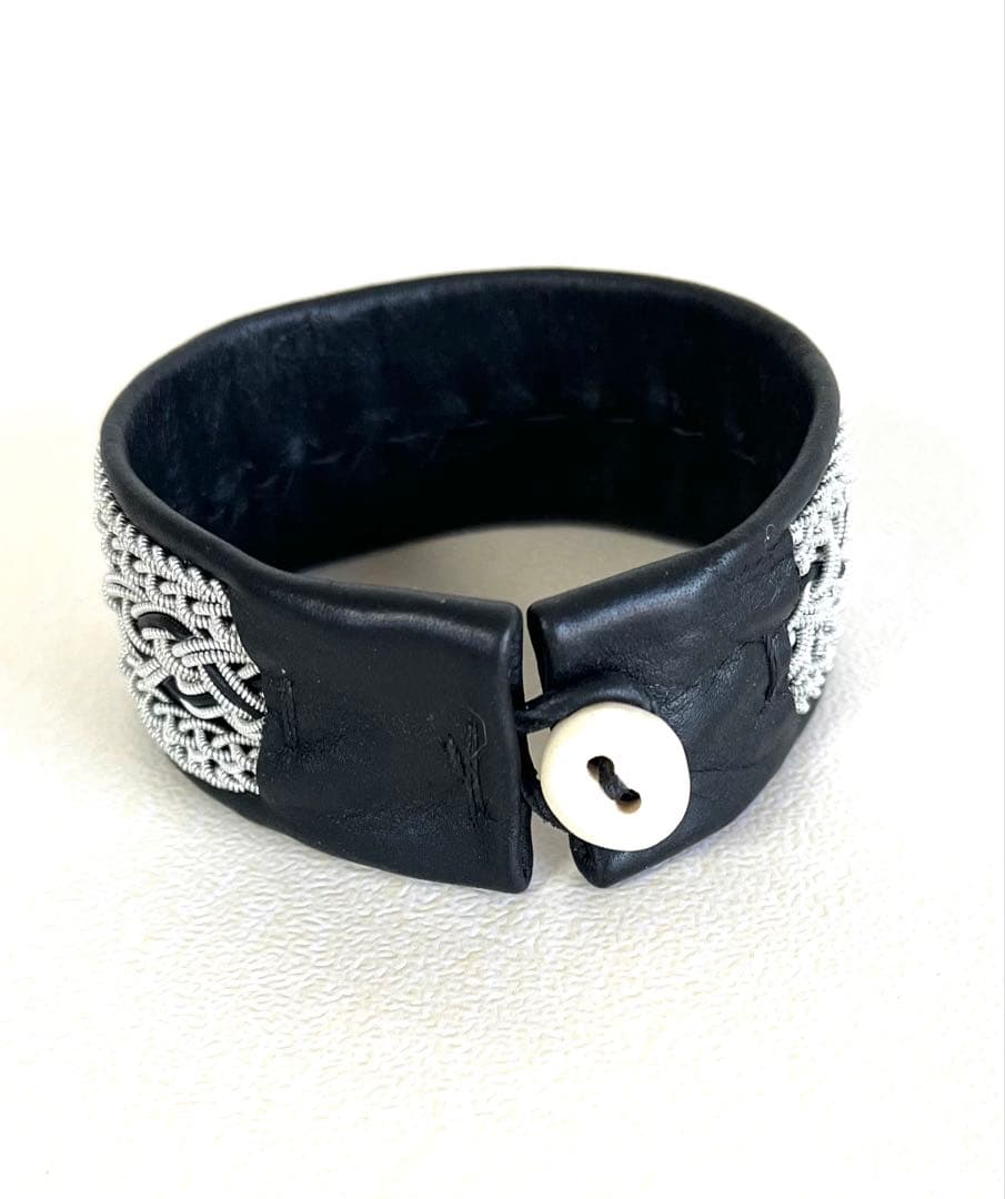 最終値下げ　サーミブレスレット　ブラック