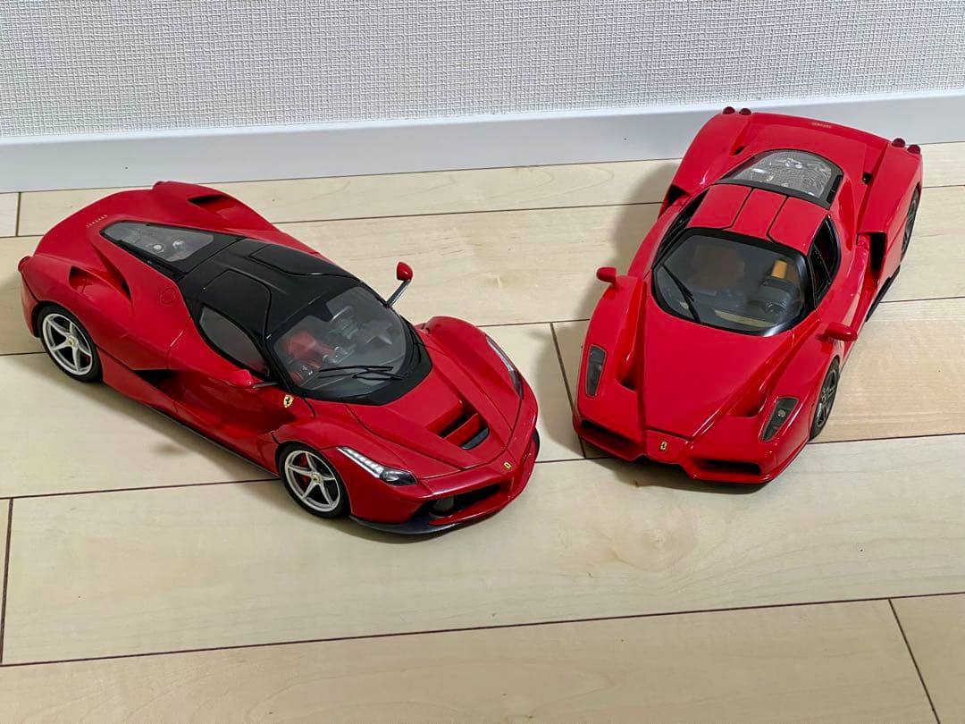 1/18 hot wheels エリート　ラ・フェラーリ