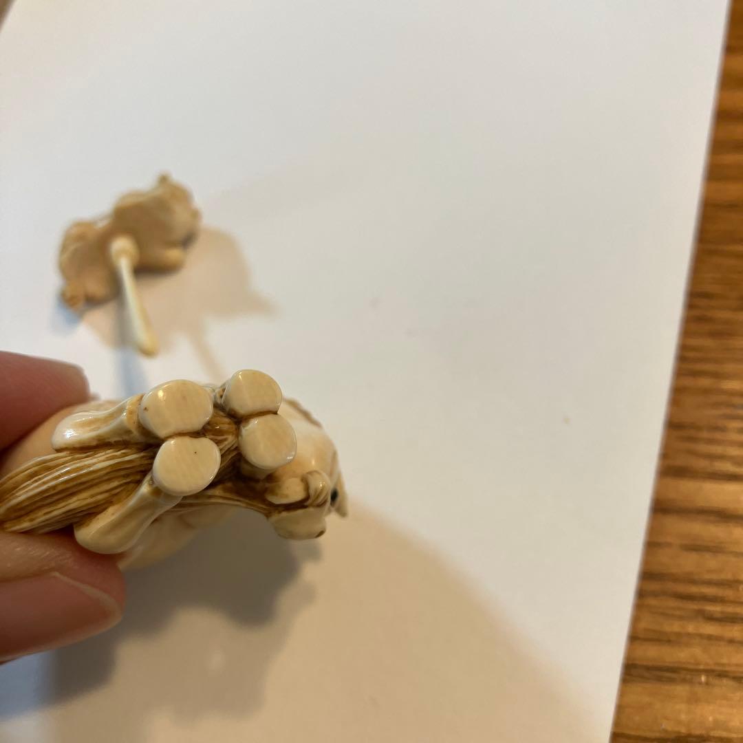 珍品 根付けではない 調味料？馬さんと猿の小さじ付きの 角