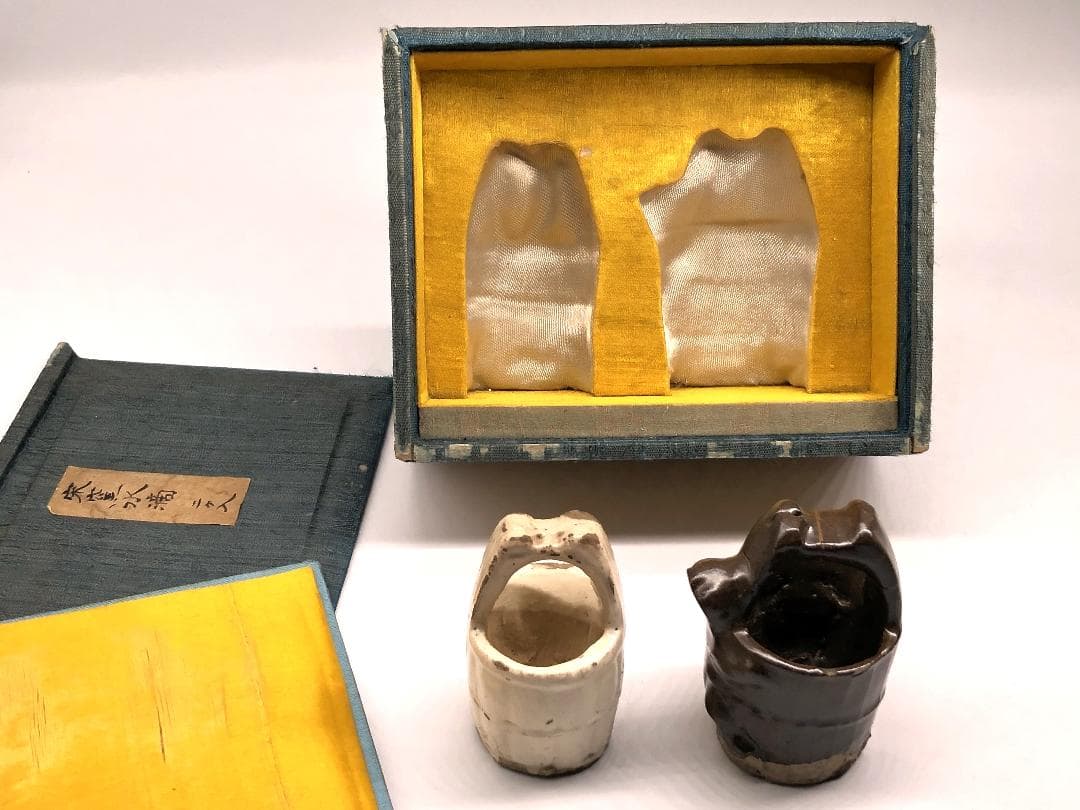 白釉・褐釉 対水滴 】 宋代 宋窯 化粧箱入り 中国古玩・骨董の通販はau