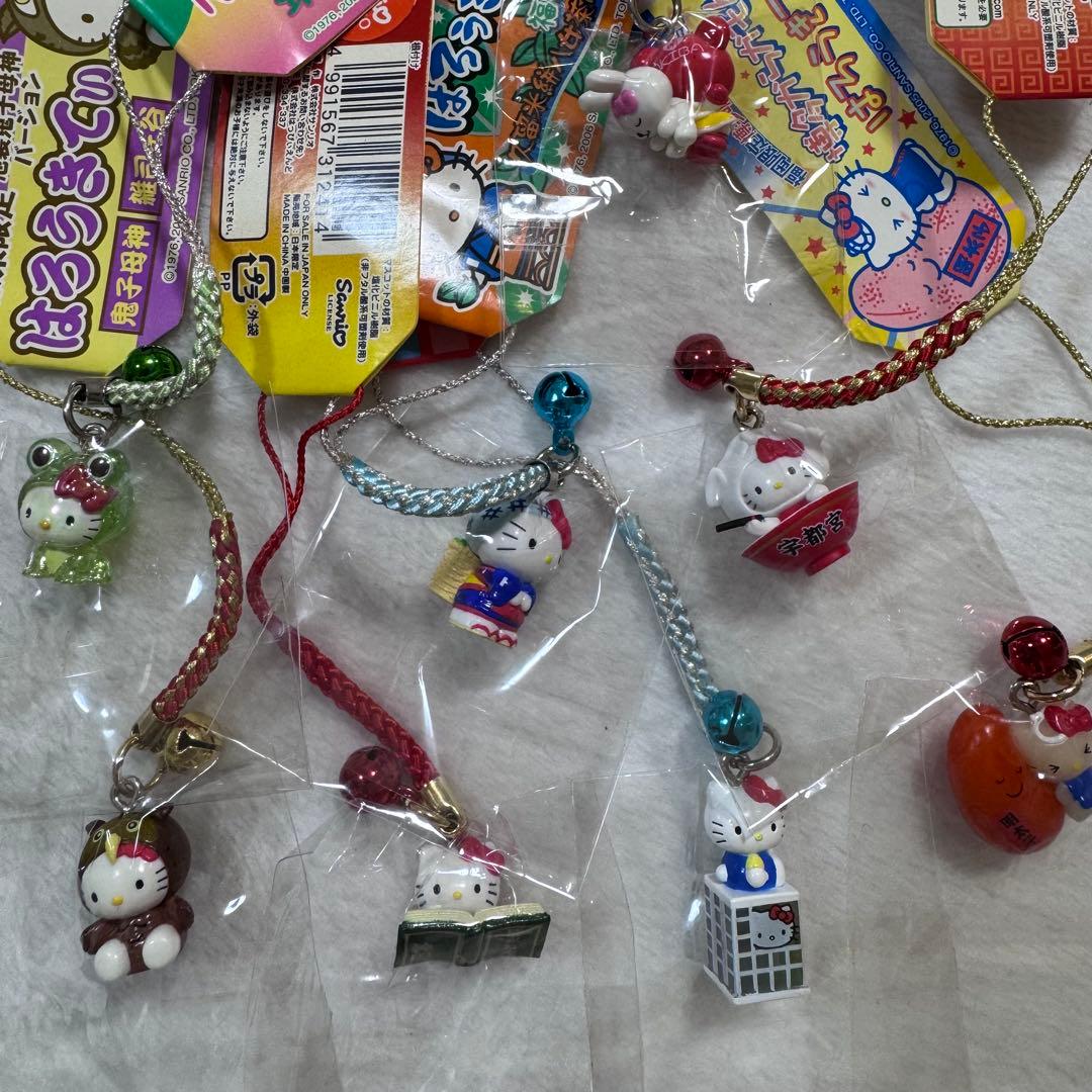 ハローキティ ご当地ストラップ　 60点セット