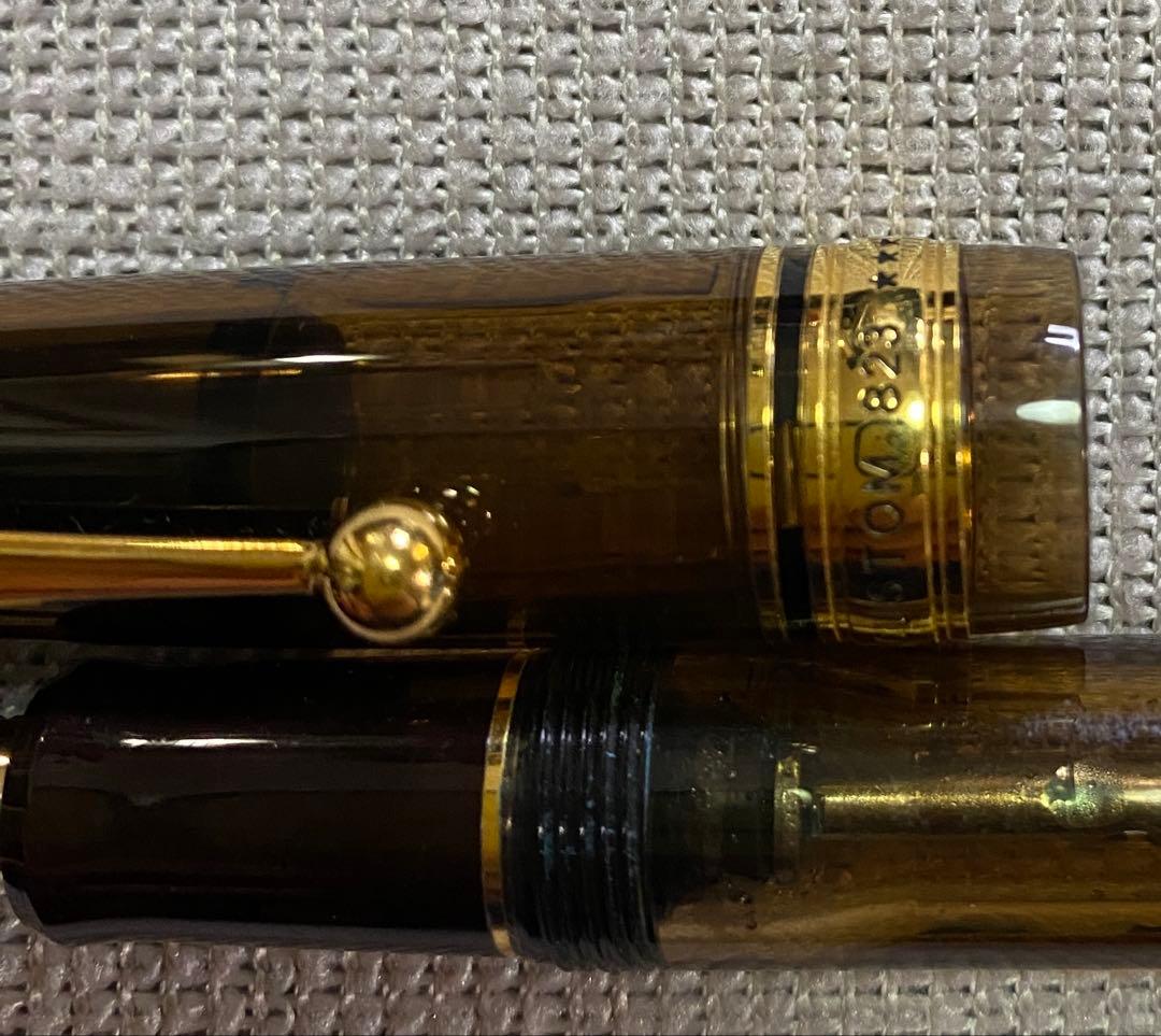 Pilot カスタム823 茶軸 中字 M