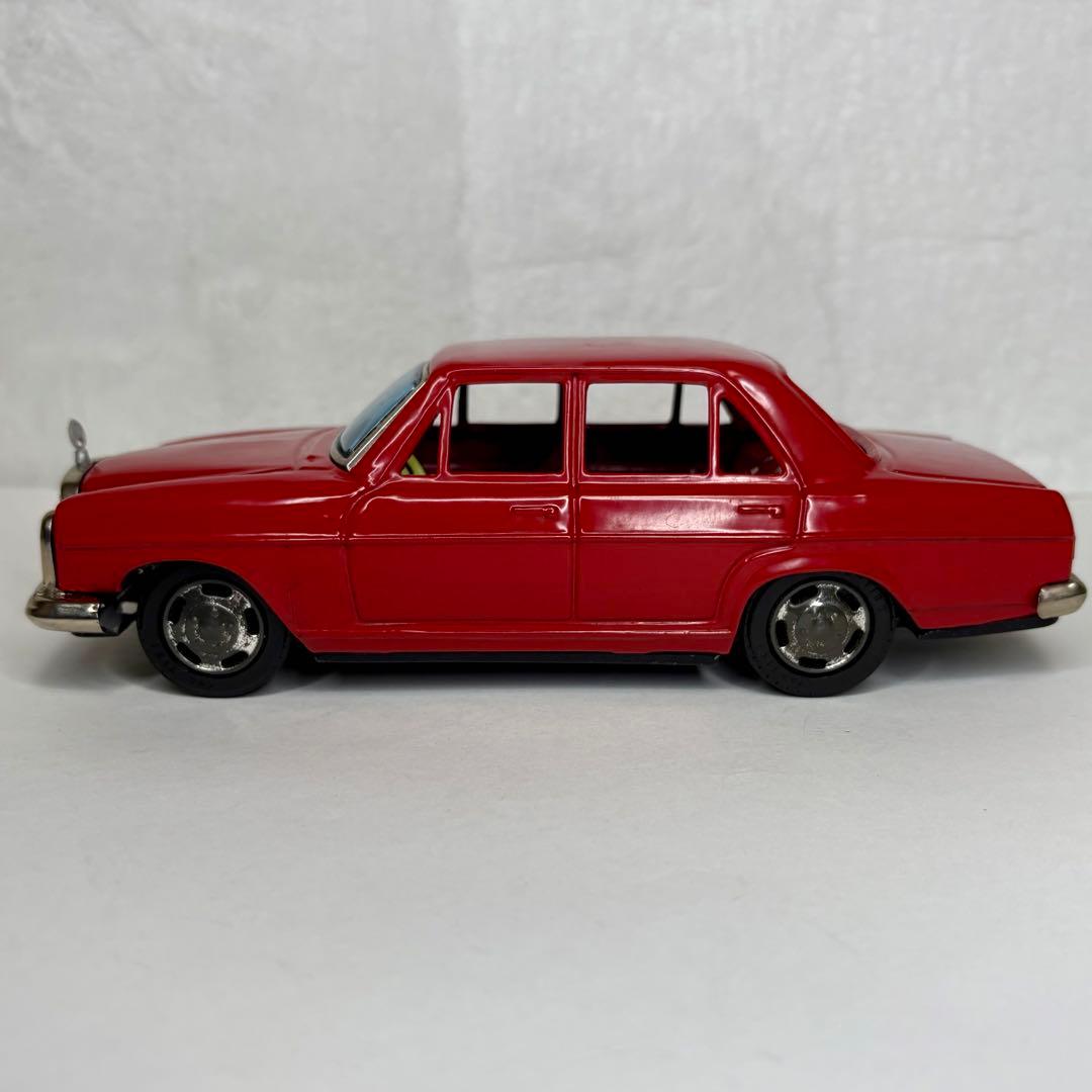 ヨネザワ メルセデスベンツ セダンカー 当時モノ ブリキ モデルカー 激レア