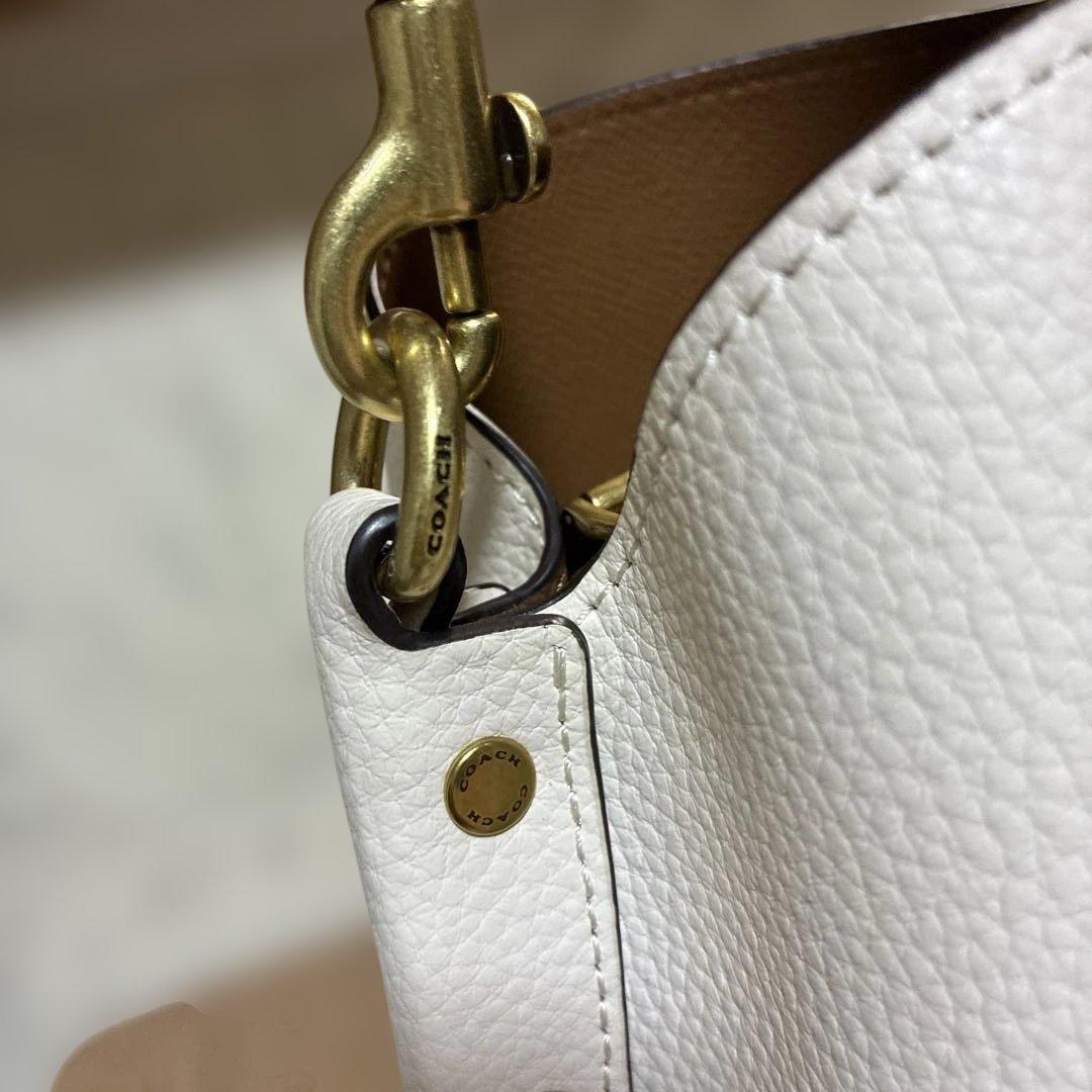 コーチ　ウィロウ ショルダー バッグ ベージュ　ストラップあり