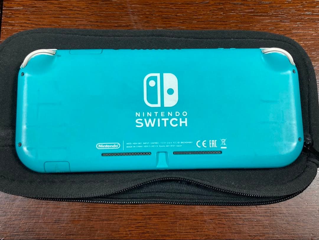任天堂Switchライト ターコイズブルー