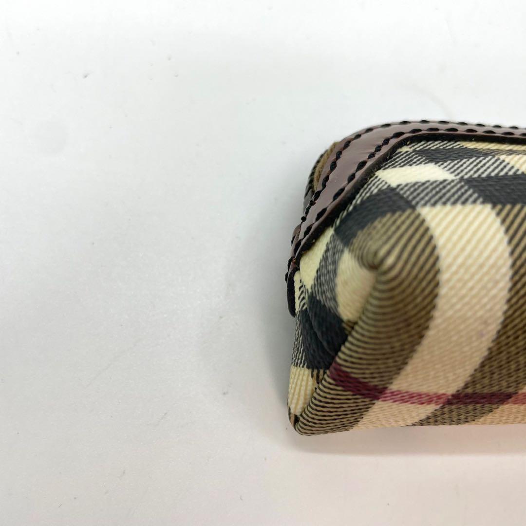 新品タグ付き Burberry 小物入れ ポーチ ノバチェック　レザー　PVC