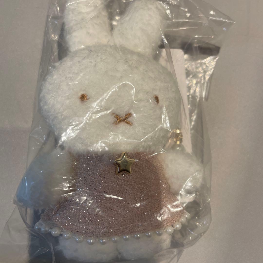 ミッフィー 原宿限定 バッグチャーム ぬいぐるみ マスコット miia