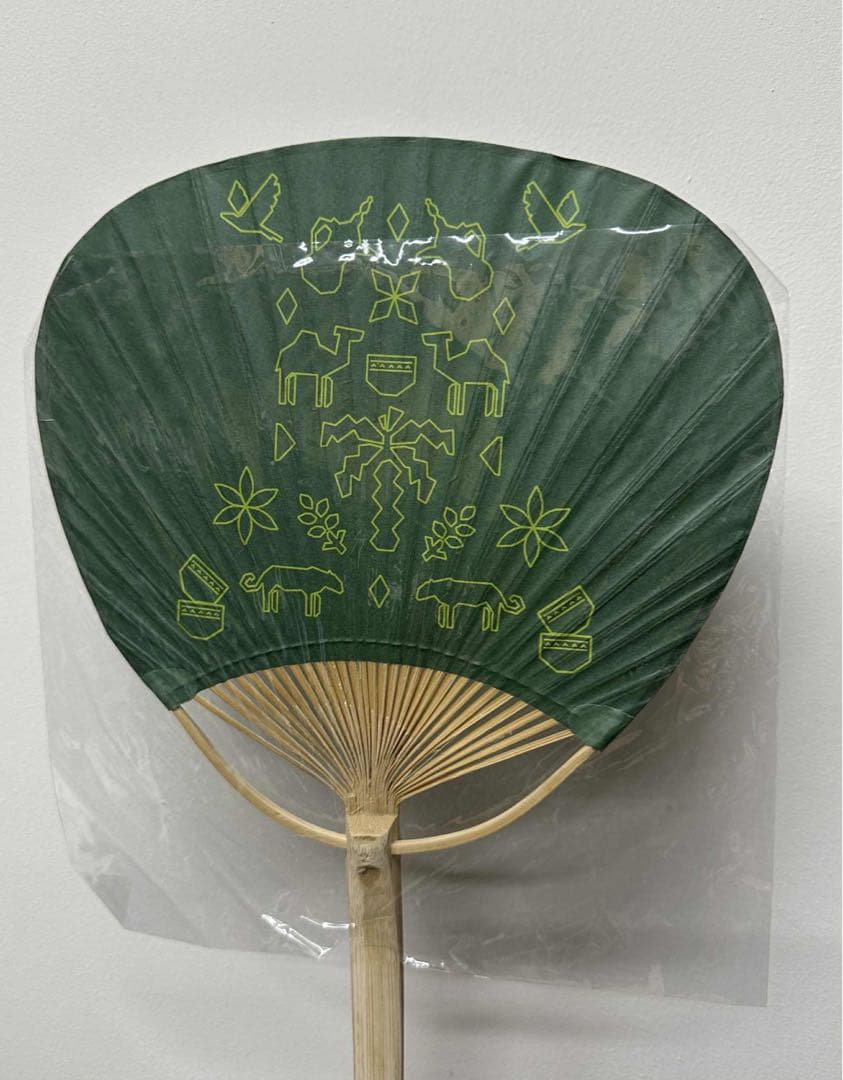 万博 サウジアラビアナショナルデー限定　 バック&ピンバッジ団扇やスカーフは薔薇