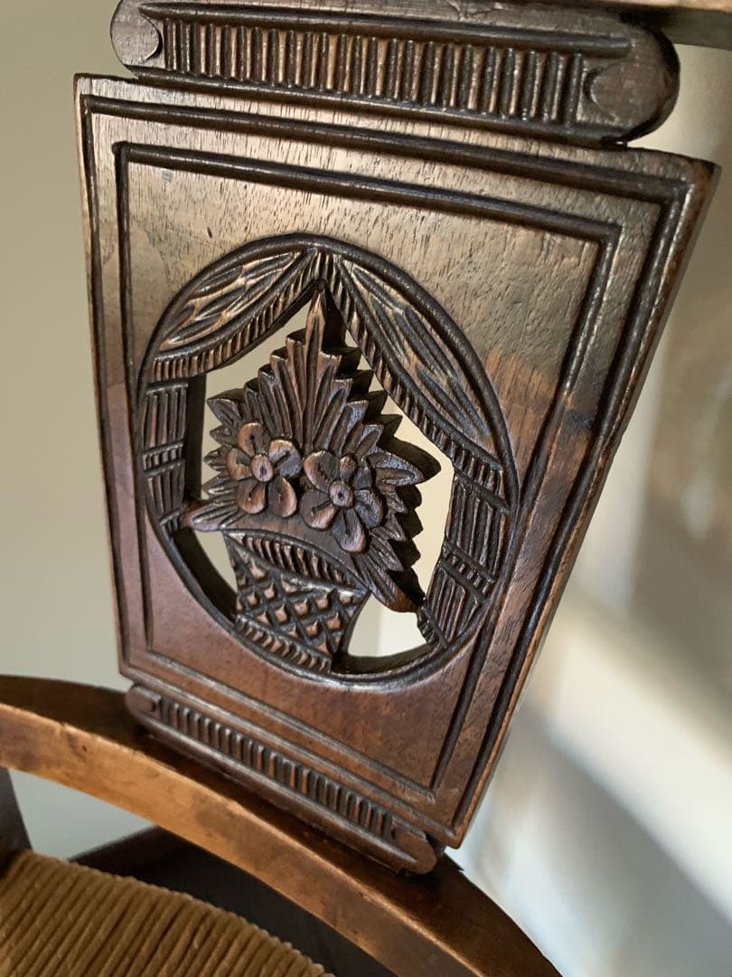 ①1920年代 フランス アンティーク＊ アルザスチェア レリーフ 彫刻