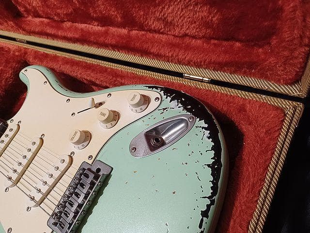★SurfGreen Relic Multilayer Stratocaster