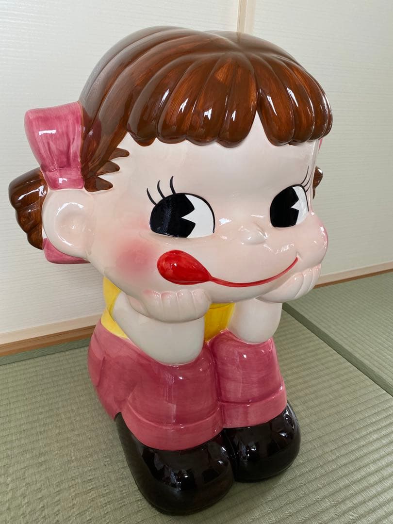 不二家ジャンボお座りペコちゃん　陶器