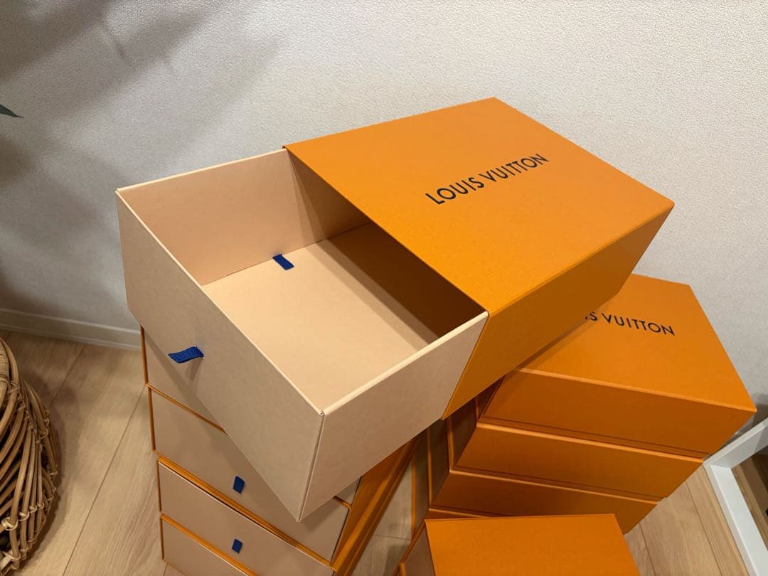 LOUIS VUITTON ルイヴィトン 空箱 11個