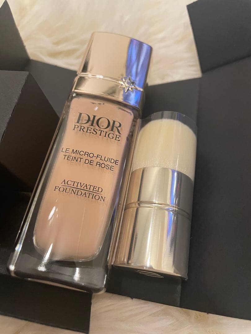 Dior プレステージ ル マイクロ フルイド タン