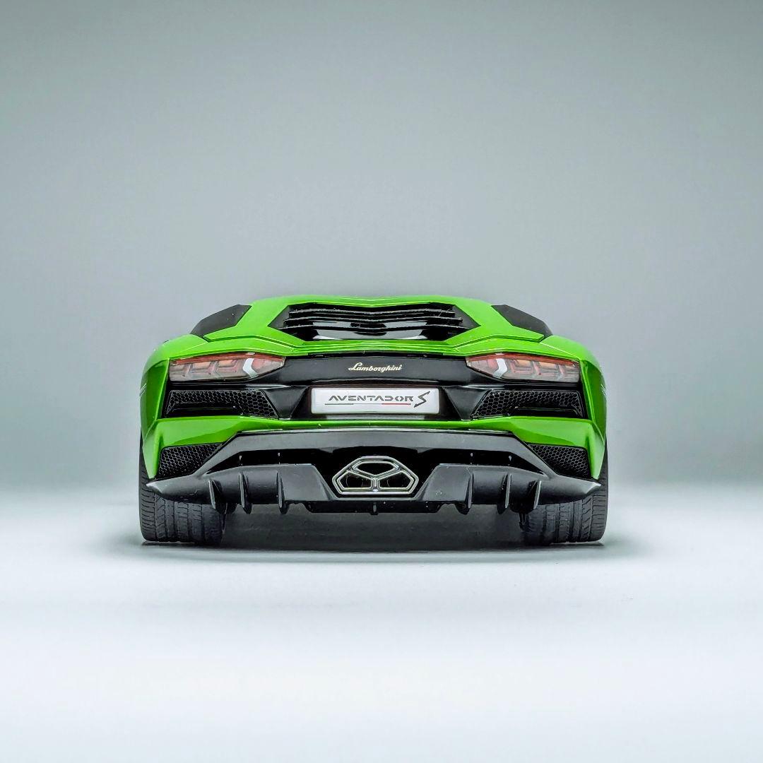 オートアート 1/18 ランボルギーニ アヴェンタドールS パールグリーン