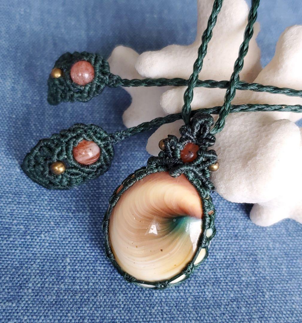 専用まん丸屋久杉＆チベタンターコイズ＆サンストーンのマクラメ編み