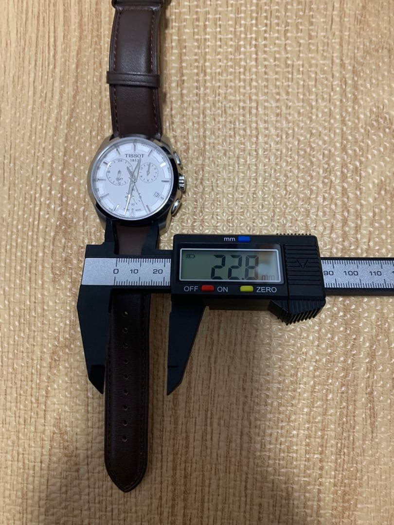 TISSOT クチュリエ GMT クロノグラフ T035439A 中古稼働品