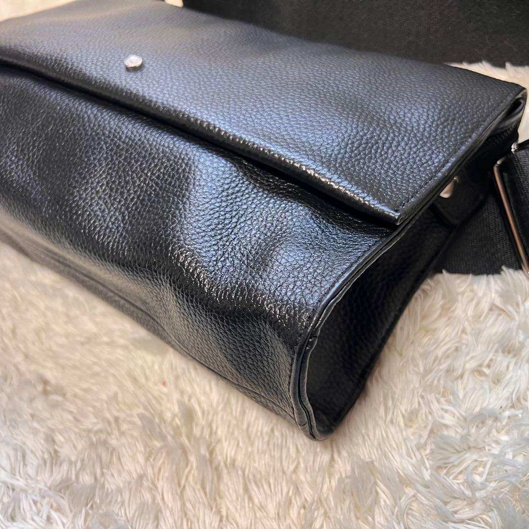 未使用美品✨イアパピヨネ ワイドテープショルダー ホワイトストーン ブラック