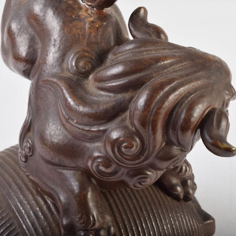 中国 紫砂 朱泥 獅子 置物 在銘 V 8929 - メルカリ