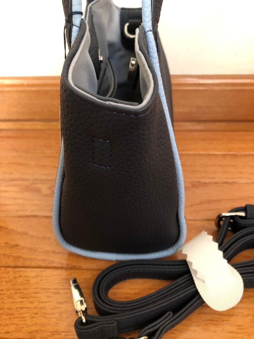 キタムラネイビーショルダーバッグ新品タグ付定価17000円