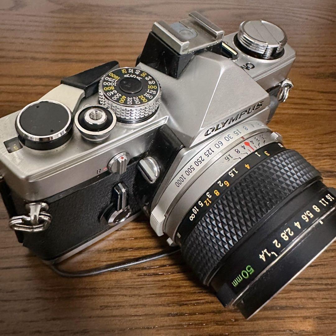 オリンパス OLYMPUS OM-1 レンズ付き