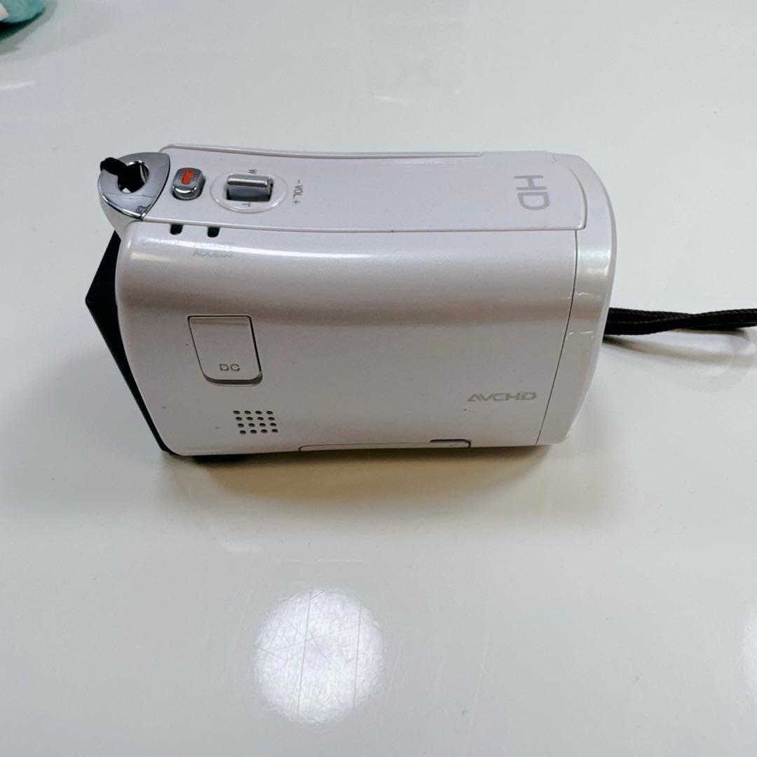 k798 Victor・JVC GZ-N1-W ビデオカメラ