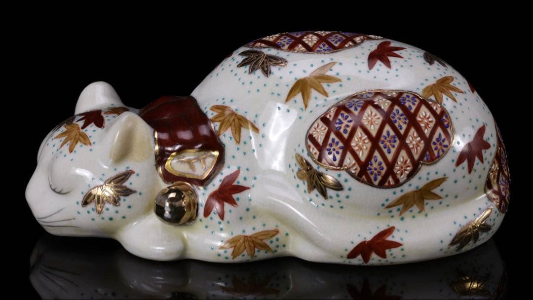 h*a様 【希少・美品】九谷焼 招き猫 眠り猫 金彩色絵 紅葉文 縁起物 骨董品