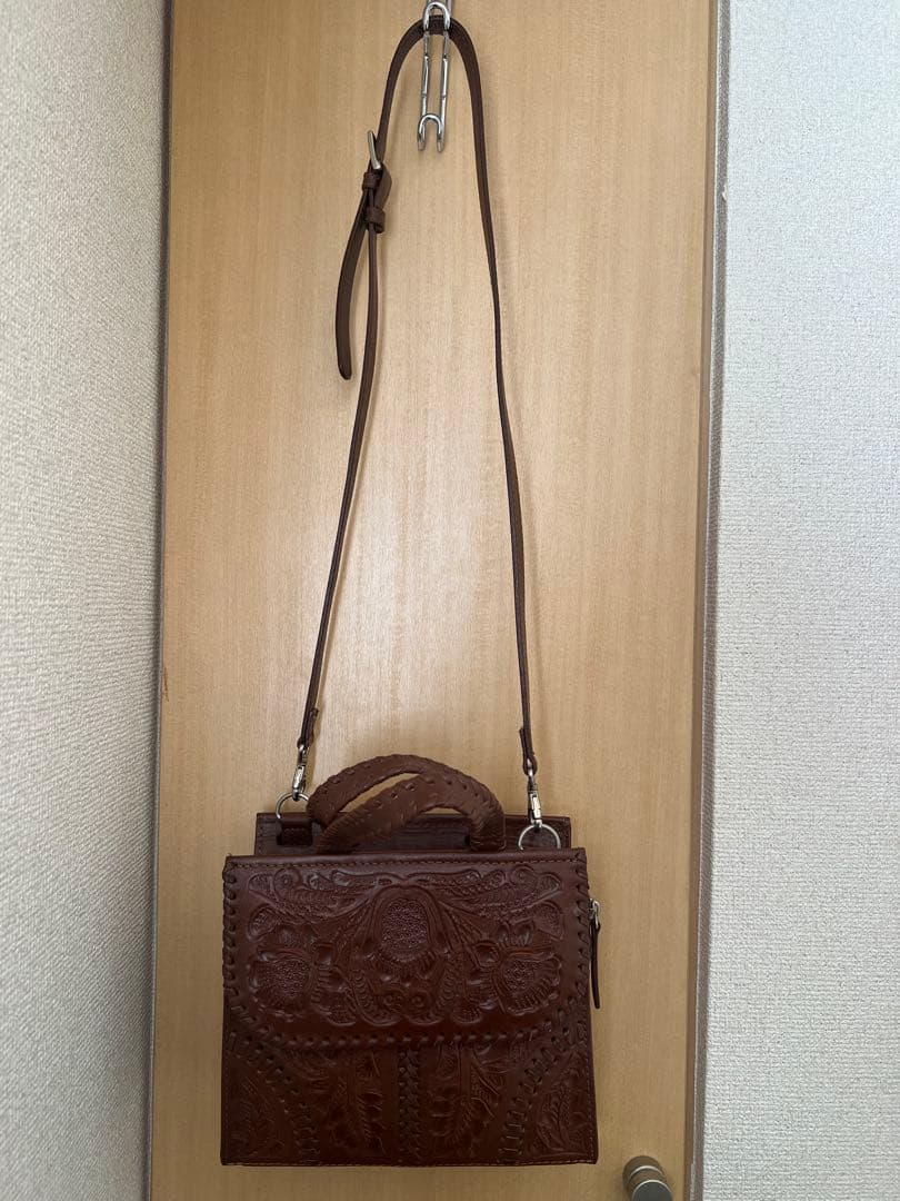 Carving Tribesバッグ