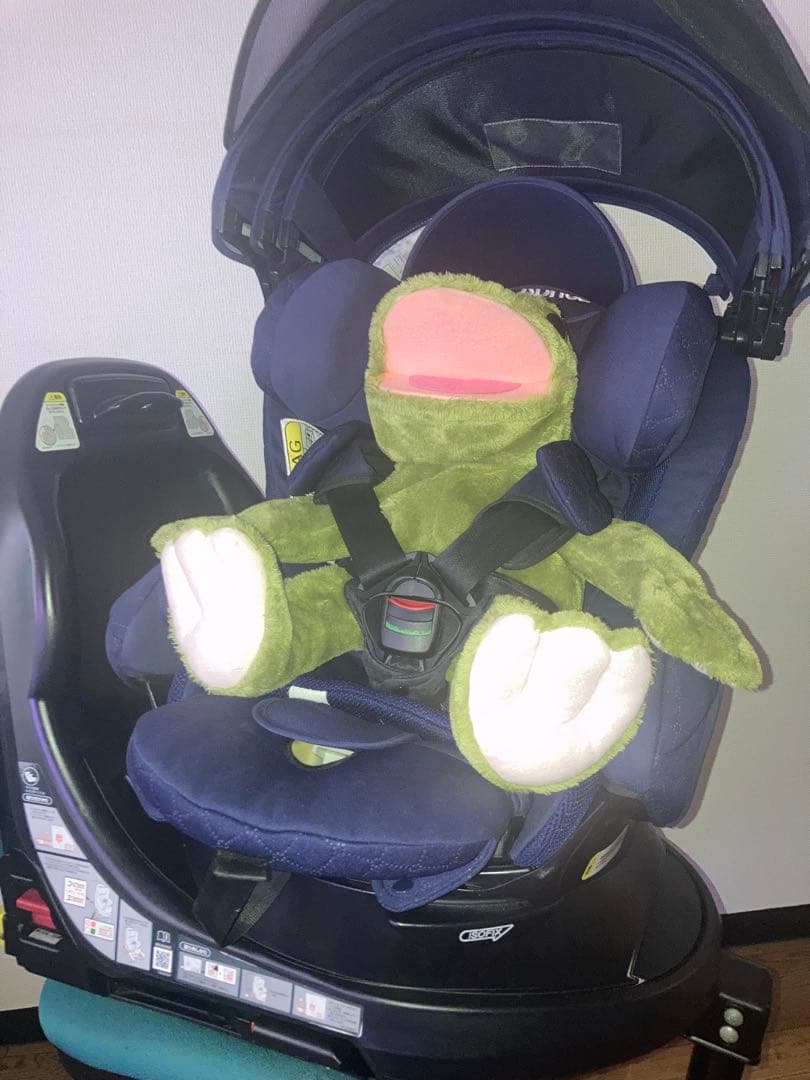 ゆうゆ⭐︎⭐️【可変式】フラディアグロウプレミアムISOFIXチャイルドシート