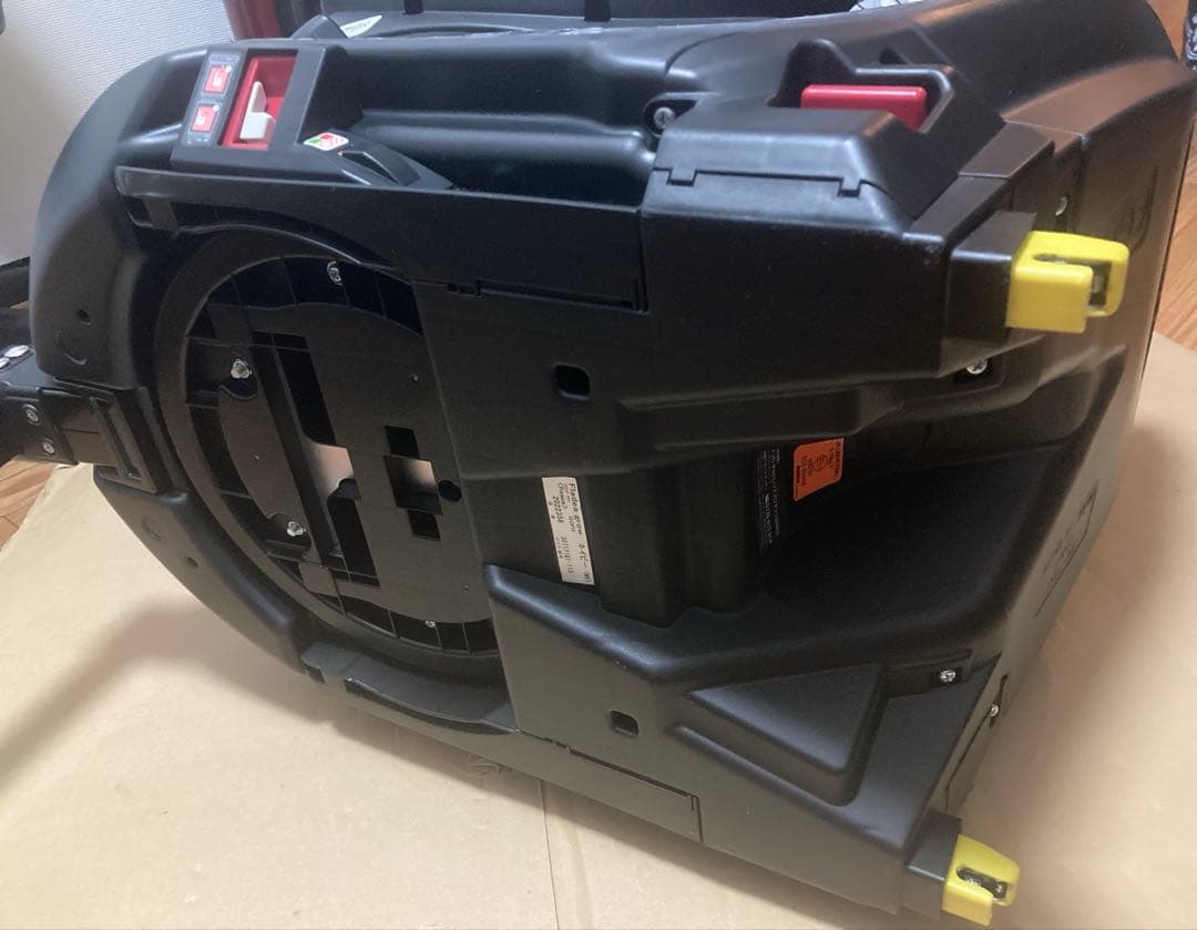 ゆうゆ⭐︎⭐️【可変式】フラディアグロウプレミアムISOFIXチャイルドシート