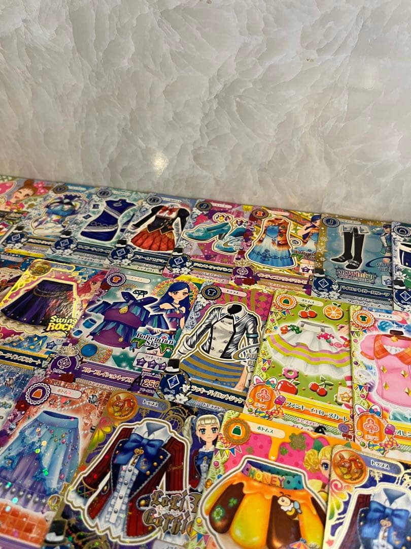 旧アイカツカード 大量 まとめ売り - メルカリ
