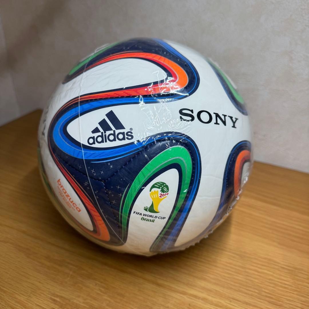 美品】adidas ブラズーカ 2014 FIFAワールドカップ レプリカ - メルカリ