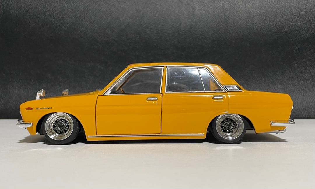 1/24 アシェット 国産名車 ダットサン ブルーバード SSS改 カスタム